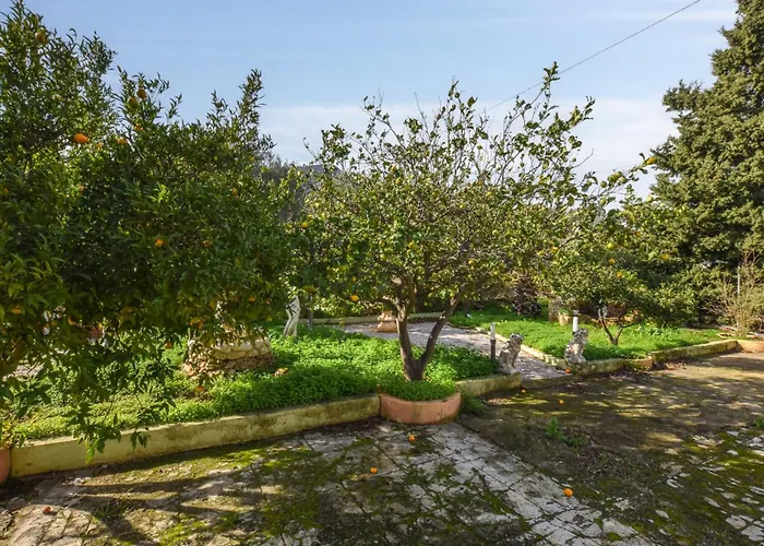 2 Bedroom Awesome Home In Altavilla Milicia